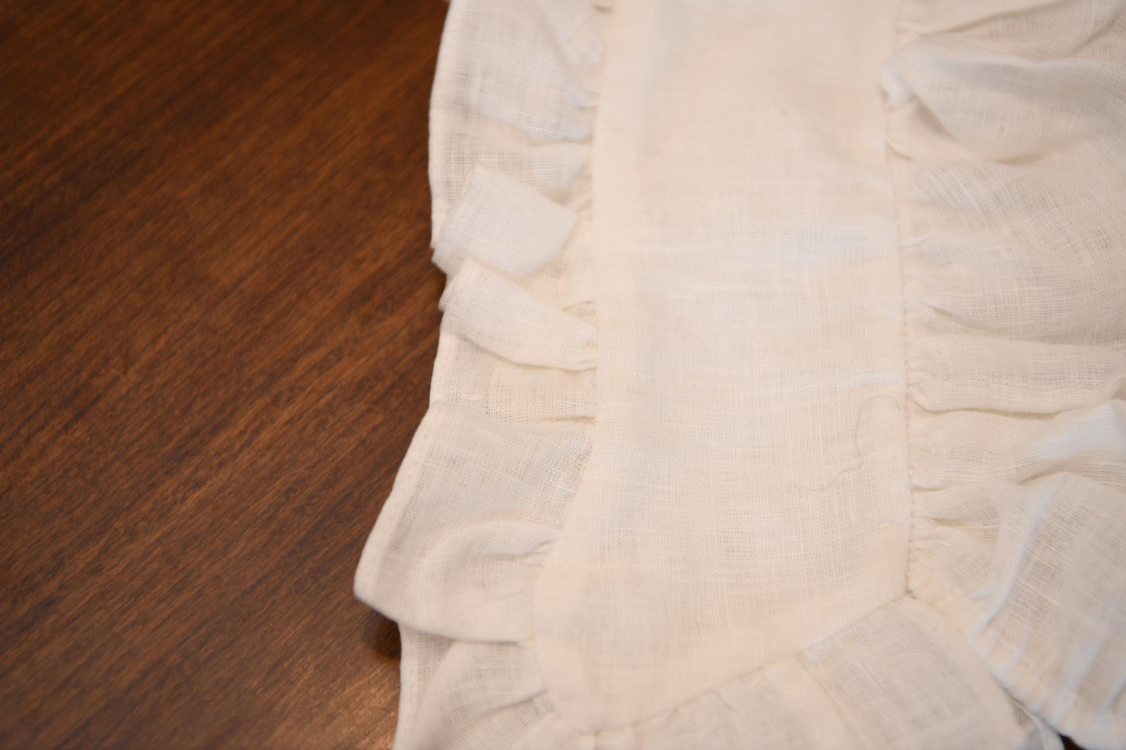 Small Gathered Linen Cap | SD17