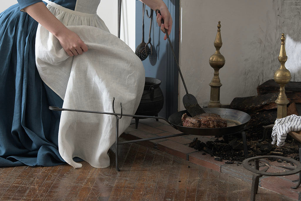 Long Handled Skillet and Trivet Set