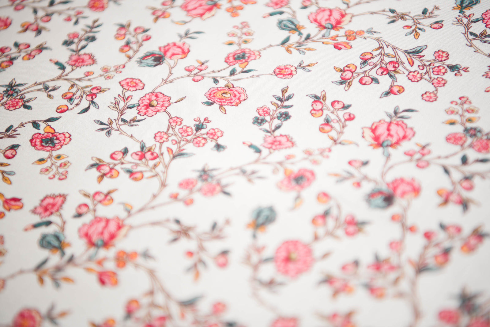 Trailing Blossoms Reproduction Fabric