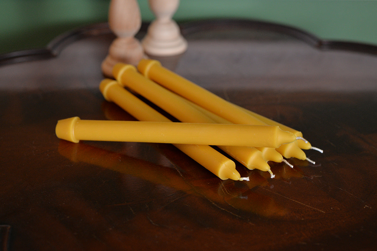 18th century candles made of beeswax from Samson Historical