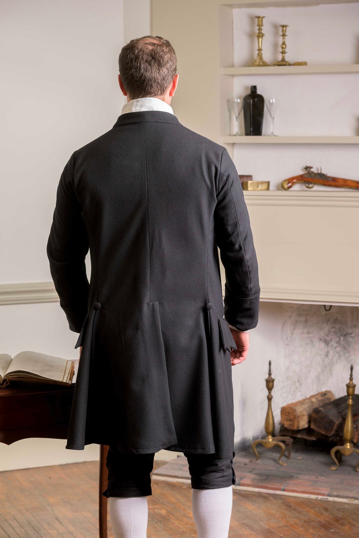 1770's Woolen Frock Coat - Short Collar | Black