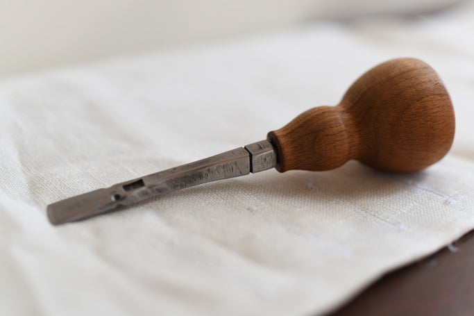 Buttonhole Chisel - Samson Historical