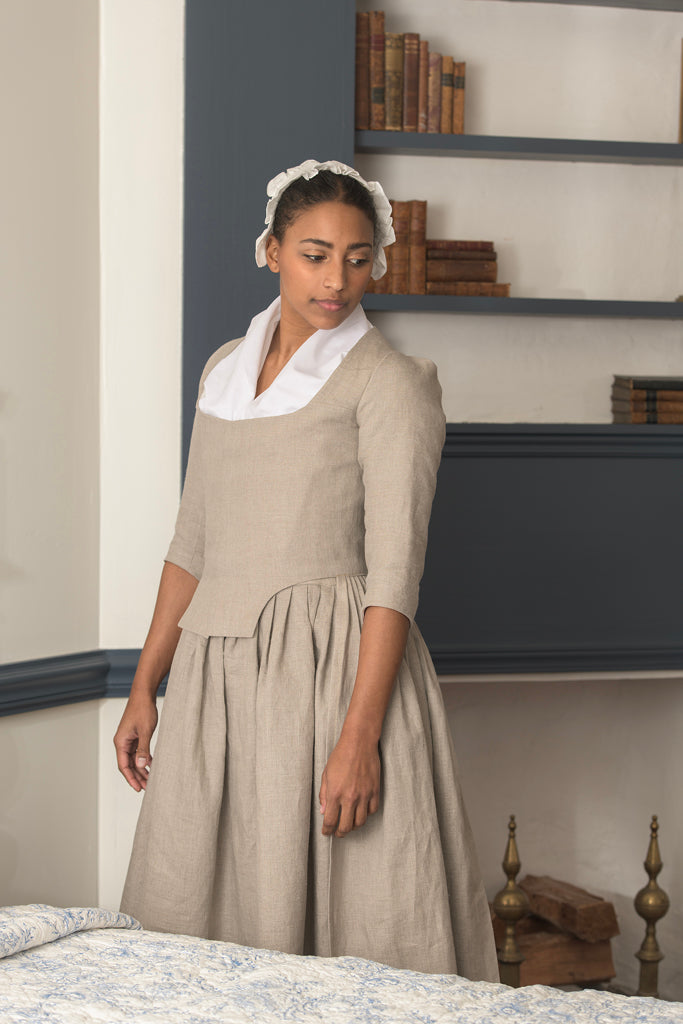Natural Tan Linen Gown | 1770 - 1790 Natural Tan Linen Gown | 1770 - 1790
