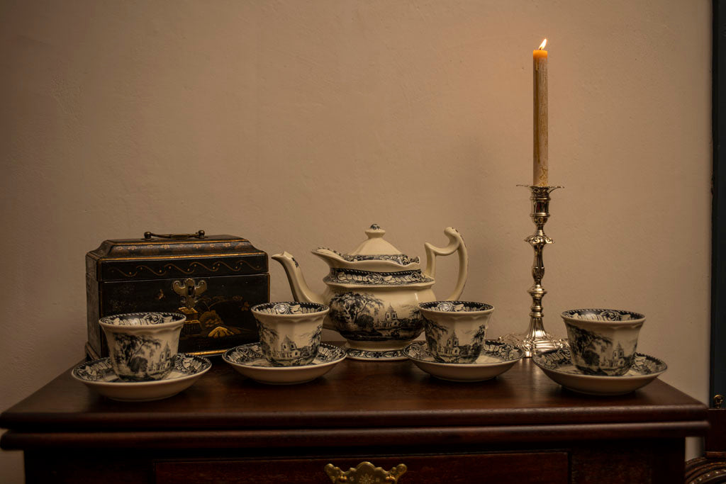 Colonial Tea Set