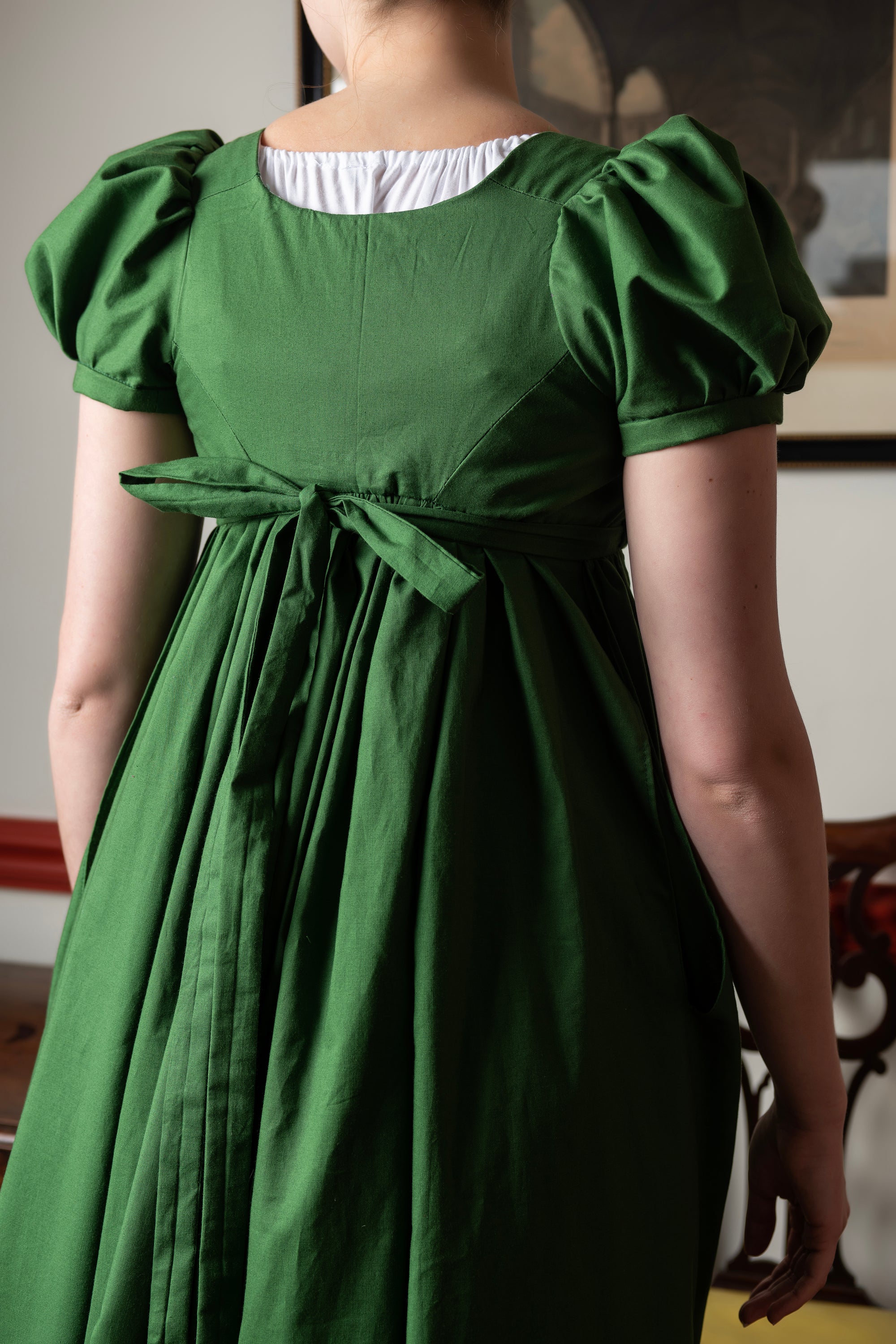 Emerald Green Short Sleeve | Regency Gown Emerald Green Short Sleeve | Regency Gown