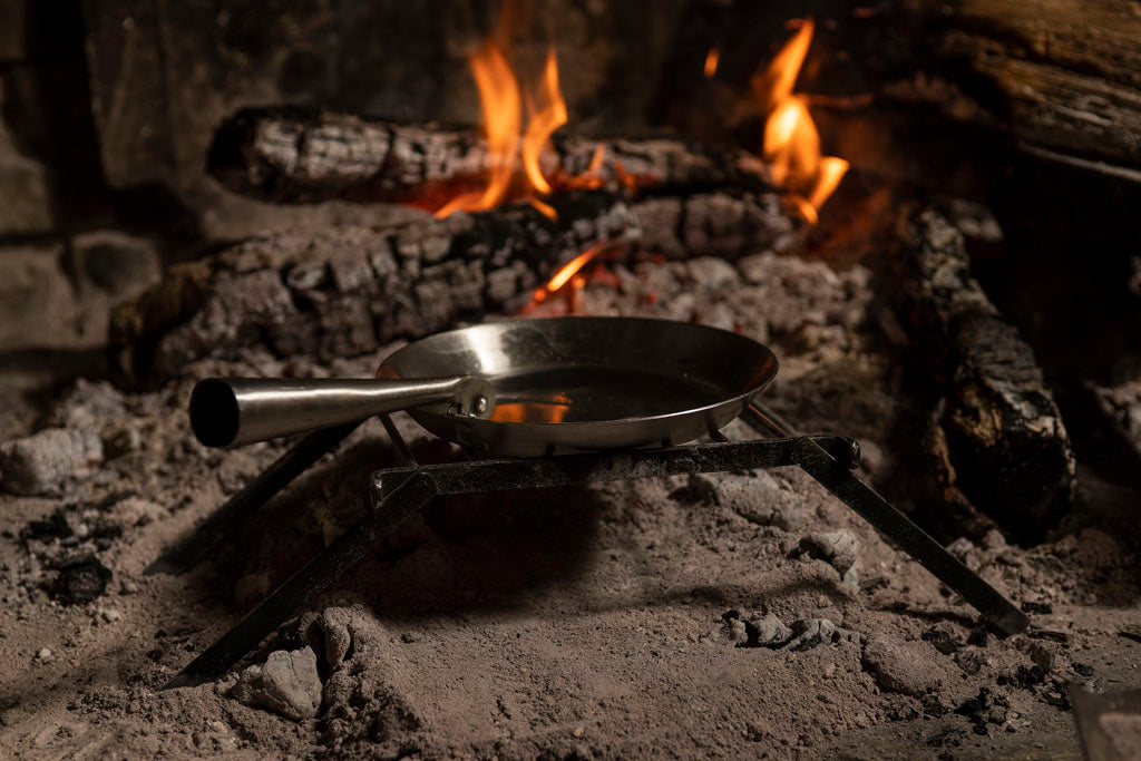 Folding Frying Skillet from Samson Historical