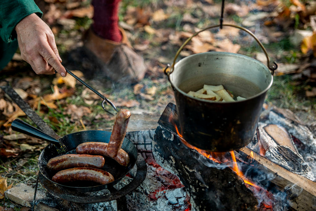 Mini Cast Iron Cookpot - Samson Historical