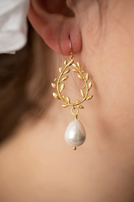 Pearl Laurel Earrings 18th Century Women's Jewelry