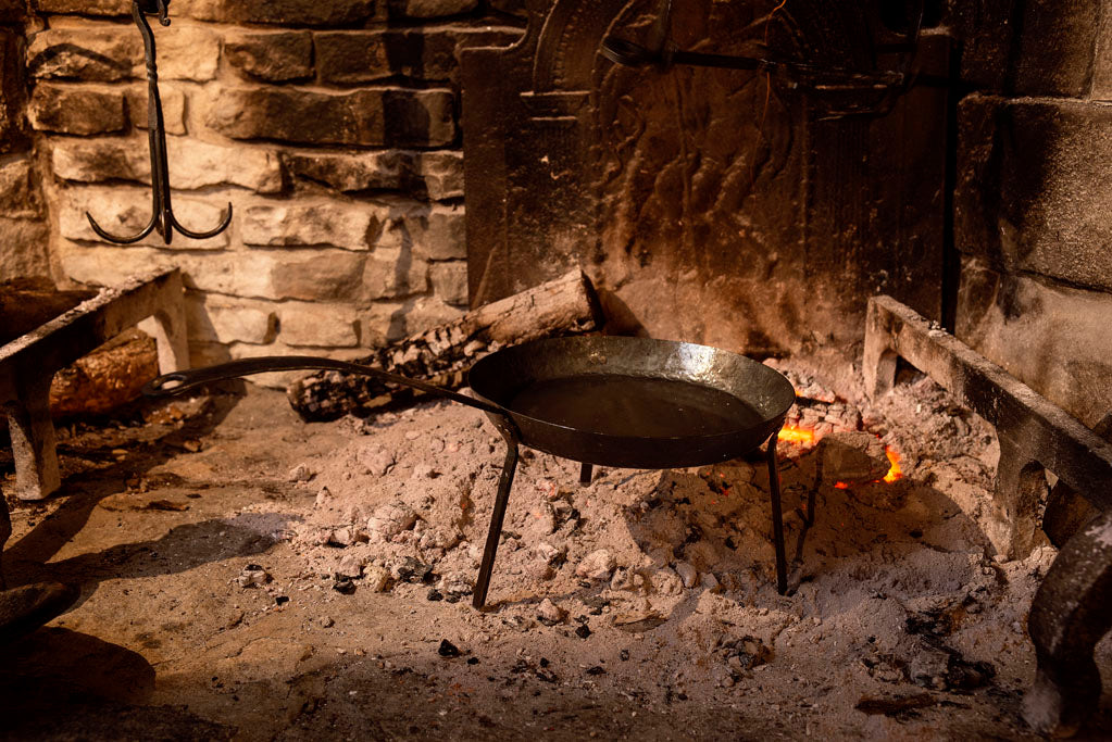 18th Century Spider Skillet for Historic Cooking and Eating