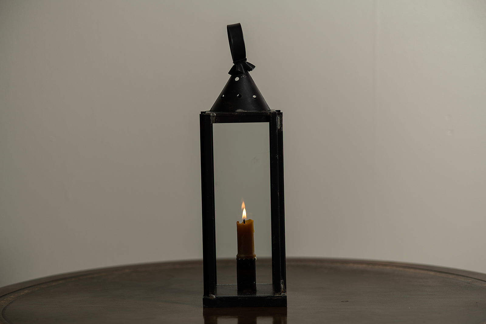 Lanterne à parois en verre et fer