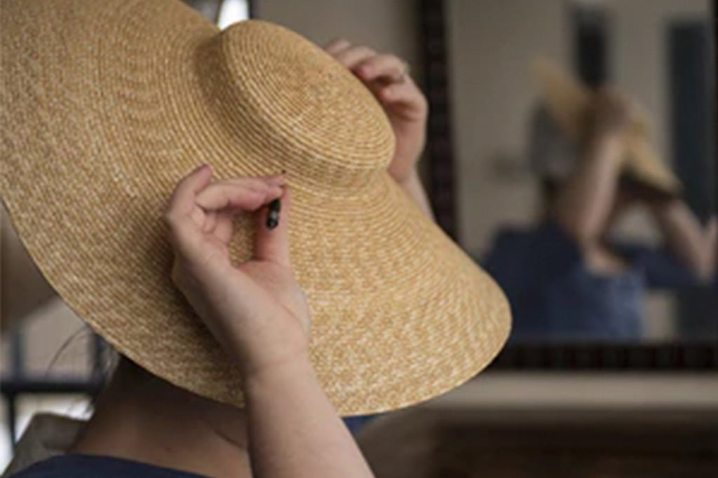 Straw Hat with Tie: Women's Accessories, Hats